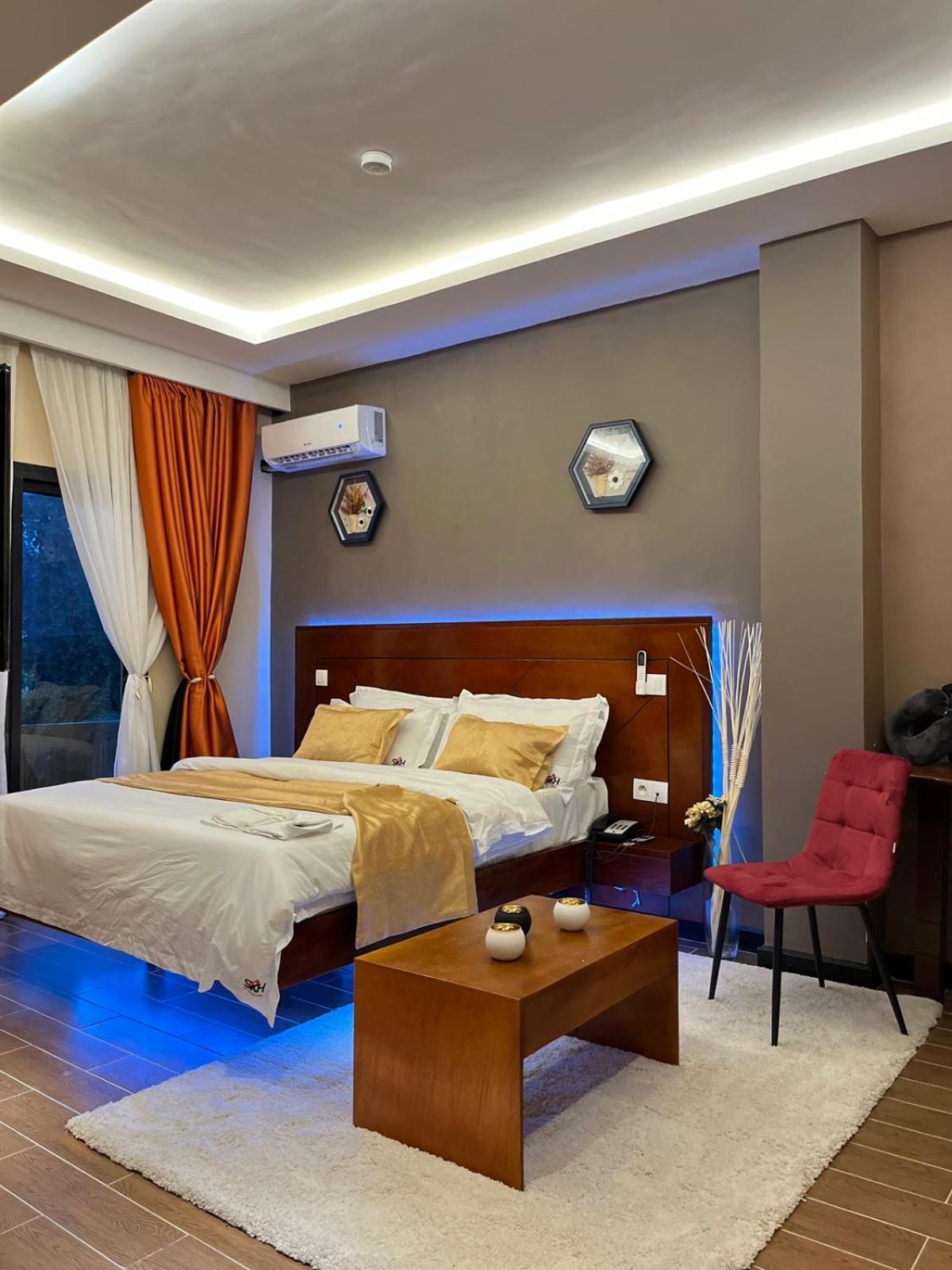 Sky Kenako Hotel Kribi Extérieur photo